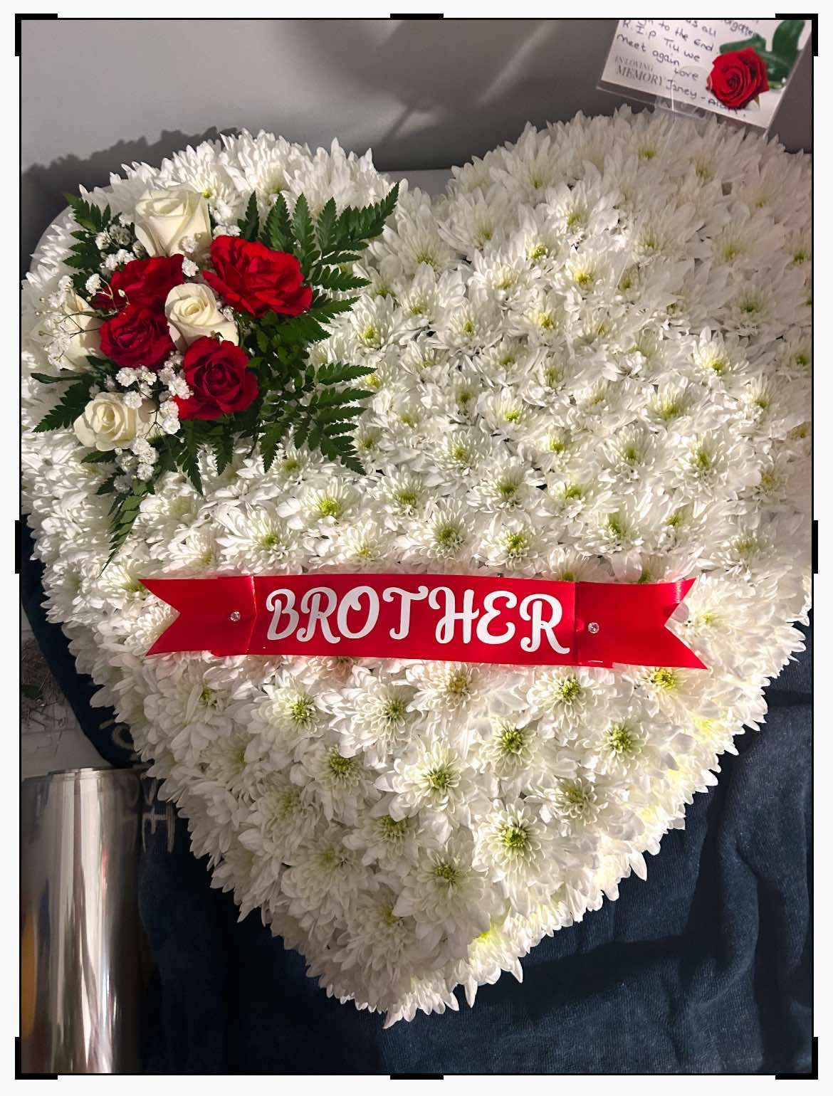 Heart shaped tribute