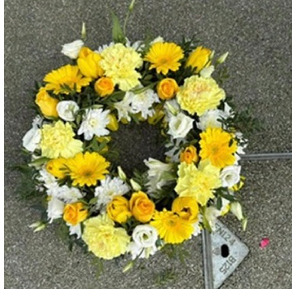 Full flower ring wreath